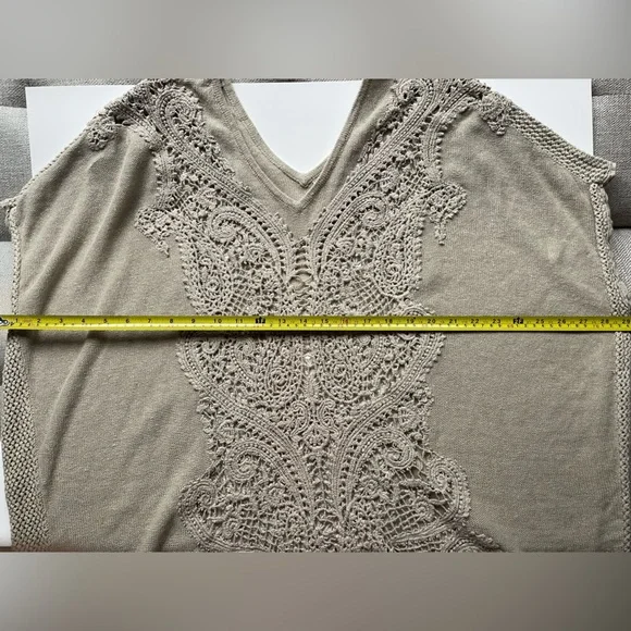 Anthropologie Knitted and Knotted linen blend
Beige Crochet Tunic Dress kaftan - Picture 4 of 6